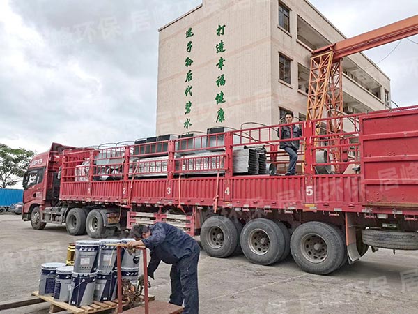 泰兴某环保公司车间干式静电除尘器出货